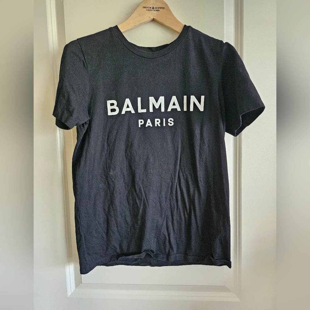 Authentic Balmain Logo Black T Shirt With Balmain Logo Buttons.